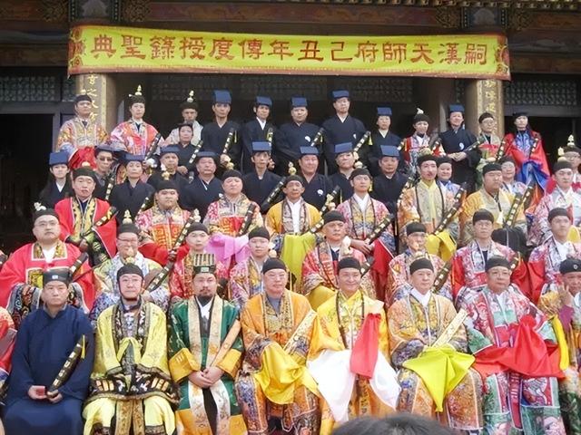胡姓男宝宝取名大全2022（胡姓取名字大全男孩子）