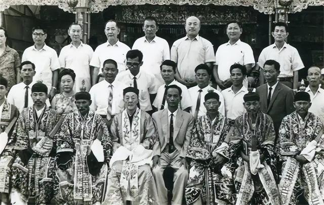胡姓男宝宝取名大全2022（胡姓取名字大全男孩子）