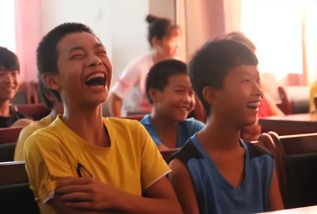 袁姓男孩起名霸气十足的名字（袁姓男孩起名霸气十足修字辈）