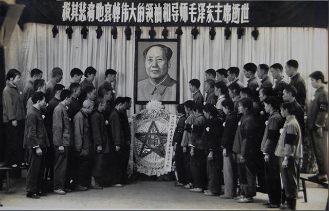 贺姓起名,贺姓起名字大全男孩两个字？