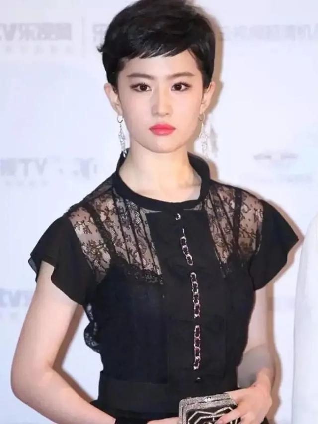 罗姓女孩取名内涵诗意名字（罗姓女孩取名最高分2021）