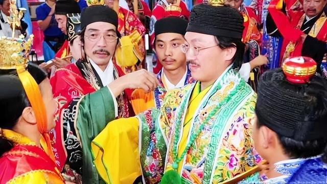 胡姓男宝宝取名大全2022（胡姓取名字大全男孩子）