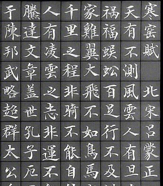 周易起名宝宝起名免费取名生辰八字（周易起名网唯一官网免费）