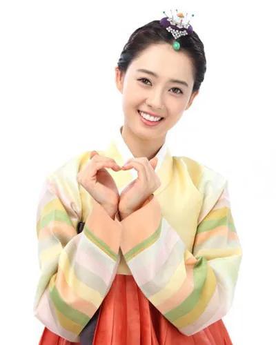 桃五行属什么意思？桃五行属什么的！