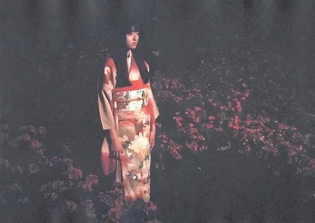 椿织里美（看了这位日本女星的颜，无数颜控坐不住了…爱惨了）