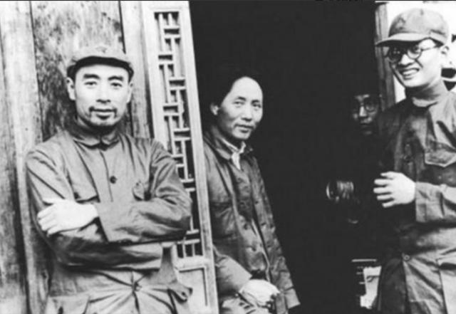 贺姓起名,贺姓起名字大全男孩两个字？
