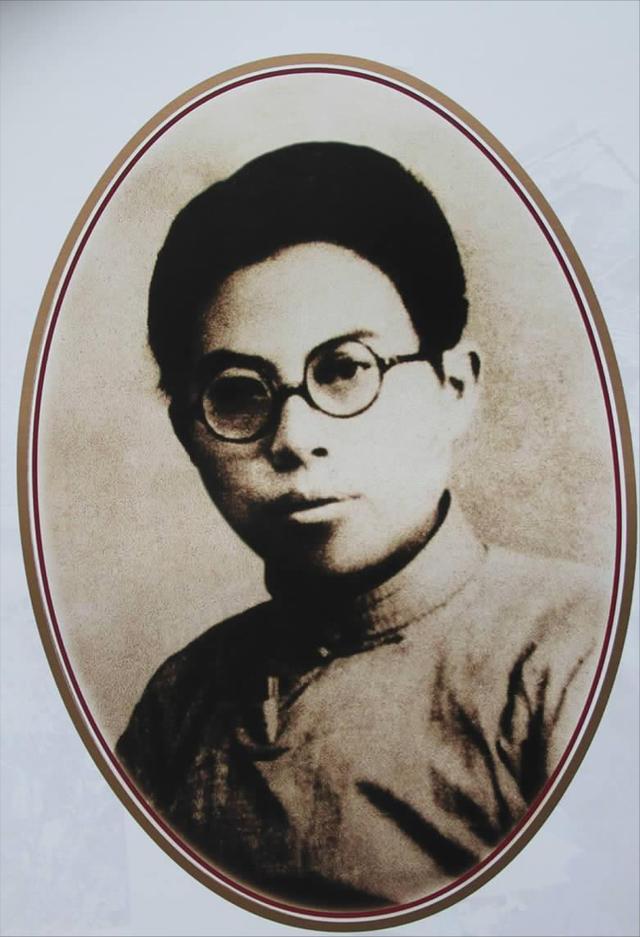 范姓男孩起名字两个字？姓范男宝宝取名字！