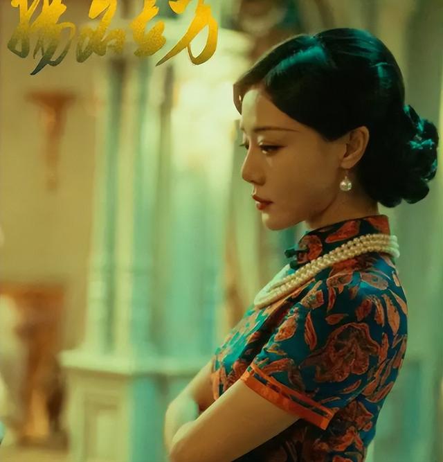 周姓女孩取名独特一点单字（周姓女孩取名独特一点四字）