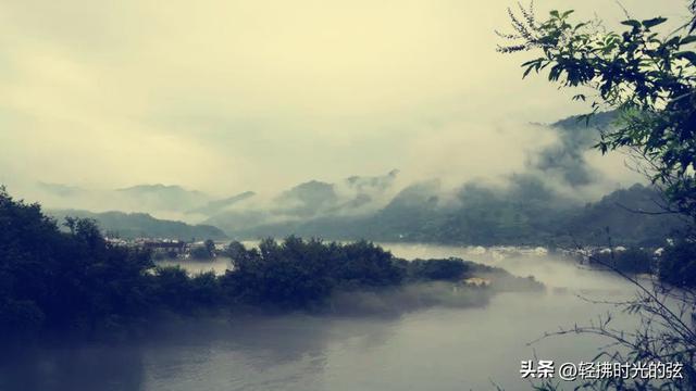 中国诗词35首经典名作，35座巅峰之美，哪首才是你心中的至爱呢？