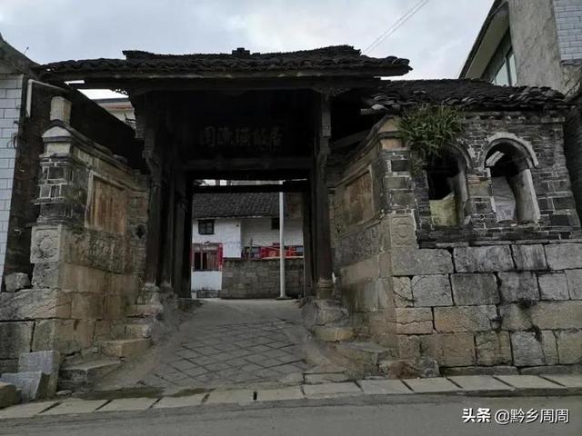 康熙字典起名用字大全及解释(带笔画数带属性)（康熙字典起名用字大全及解释1-30）