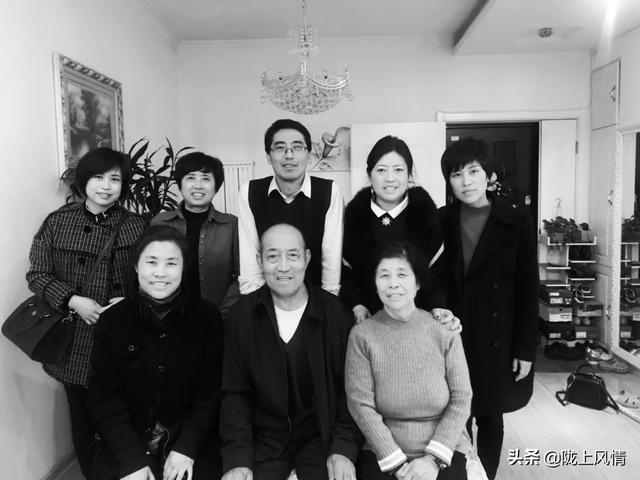 周姓男孩取名字寓意好的字（周姓男孩取名属马）