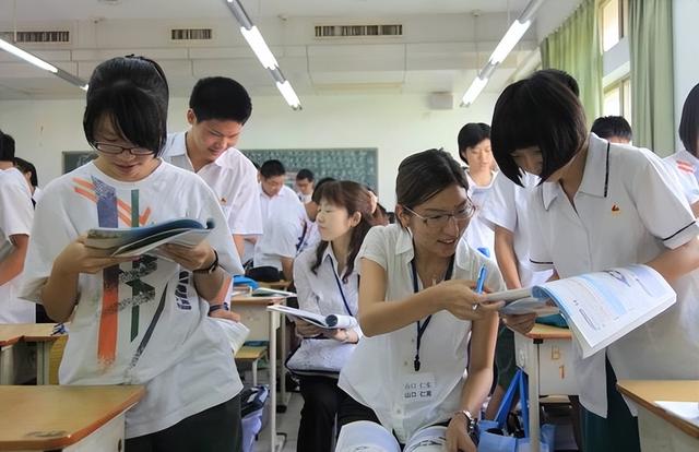 袁姓男孩起名霸气十足的名字（袁姓男孩起名霸气十足修字辈）