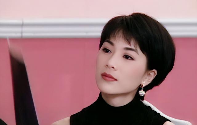 罗姓女孩取名内涵诗意名字（罗姓女孩取名最高分2021）