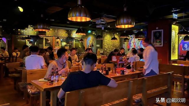 烟酒店起名字 烟酒行取名三个字（烟酒店起名字 烟酒行取名不要烟酒两字）
