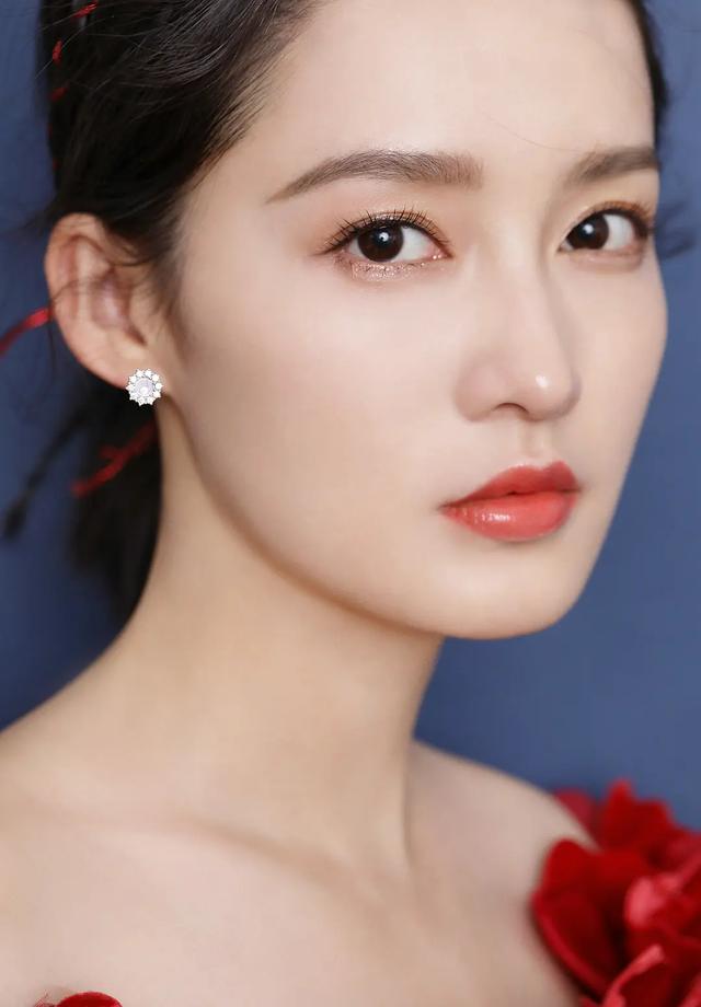 娱心悦目的意思？娱人娱己是什么意思！